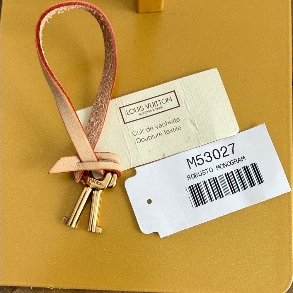 Louis Vuitton Monogram Robusto 1 Briefcase - Picture 16 of 16